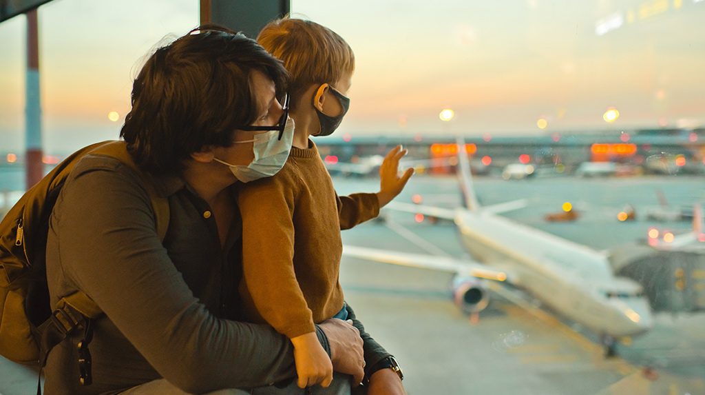 FatherSonPlane